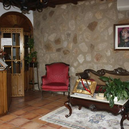 Hotel Rural El Convento Valencia de Alcántara Екстериор снимка