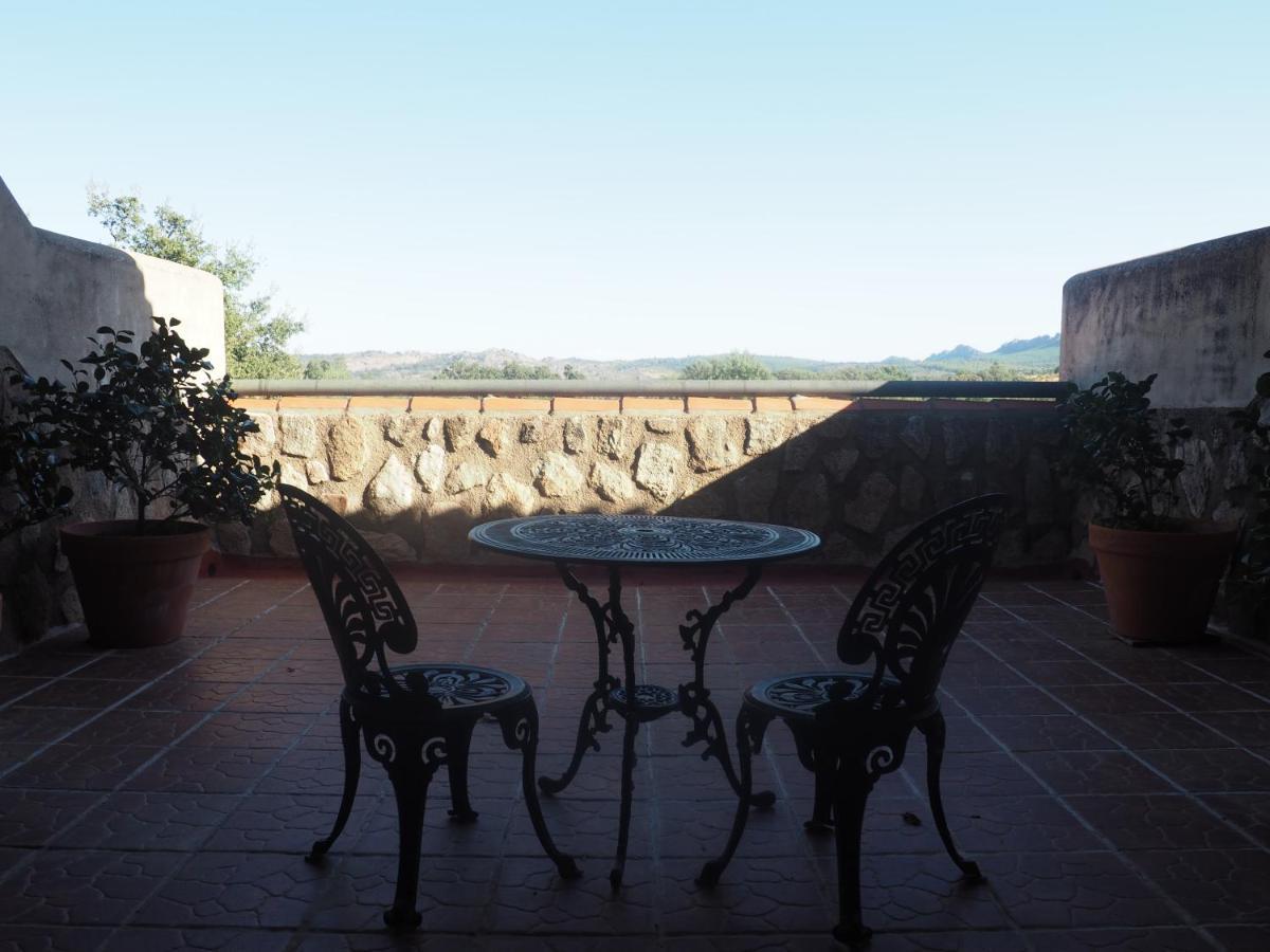 Hotel Rural El Convento Valencia de Alcántara Екстериор снимка